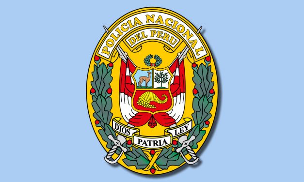 Oxebridge Founder Receives Award from National Peruvian Police